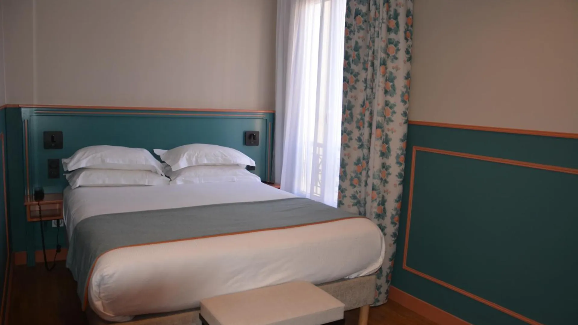 Hotel Montcalm Paris