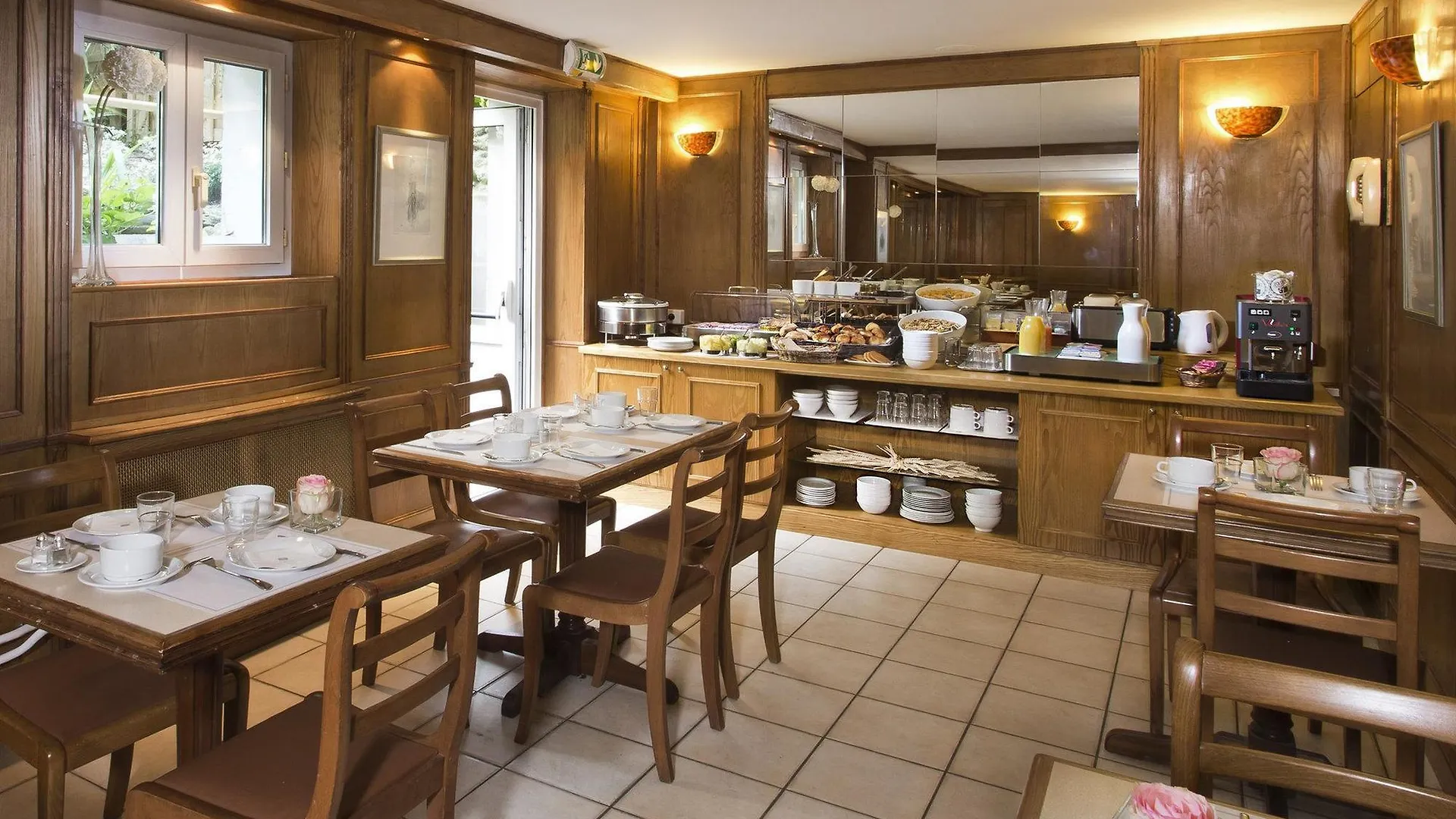 Montcalm 3*
