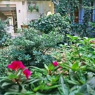 Montcalm Hotel 3*